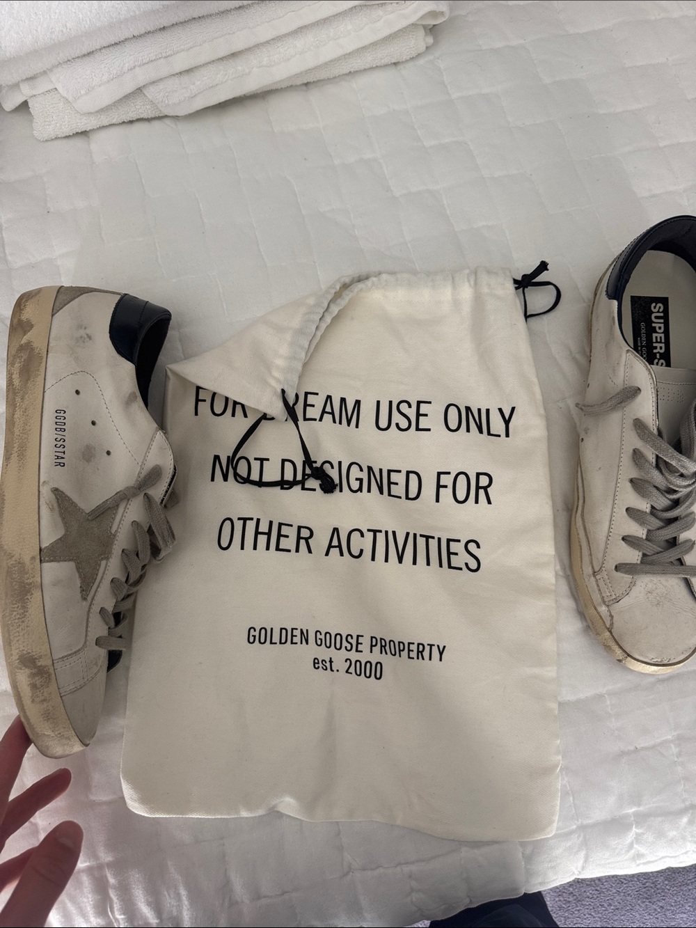 Golden Goose White Leather Superstar Sneaker with Silver Star - Picture 2 of 2